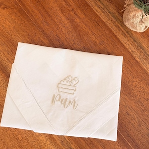 Embroidered Bread Napkin Basket, Harina Pan Logo, Casabe Basket Napkin, Arepitas Linen Napkin, Embroidered Arepa, Pan Napkin Basket