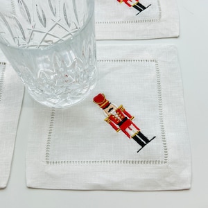 Embroidered Nutcracker Cocktail Napkin, Christmas Linen Napkins, Embroidered Nutcracker Napkin, Christmas Gift, Nutcracker Dinner Napkin