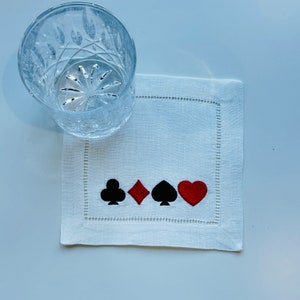 Besticktes Canasta Leinen-Set mit Servietten, Canasta Kartenspiel-Servietten, Gestickte Bridge-Servietten, Gesticktes Poker-Leinentuch