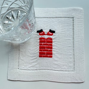 Servilletas de lino de cóctel de chimenea de Navidad bordadas, servilletas de lino de Navidad de Navidad, servilleta de Rudolph de Navidad bordada, regalo de Navidad