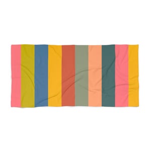 Serviette de plage | Rayures colorées | Parfait pour les journées d&#39;été et la détente
