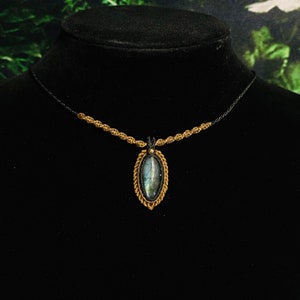 Labradorite Macrame Necklace| Gemstone Healing Necklace| Adjustable Necklace| Boho Necklace| Hippie Necklace| Gift for her| Crystal Necklace