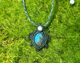 Labradorite Turtle Macrame Necklace| Adjustable Choker | Boho Necklace| Hippie Necklace| Gift for her| Crystal Necklace