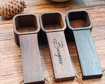 Wooden coffee spoon, coffee spoon with customizable name, gift for him, coffee accessories, perfect gift for coffee lovers. Gift for Grandpa