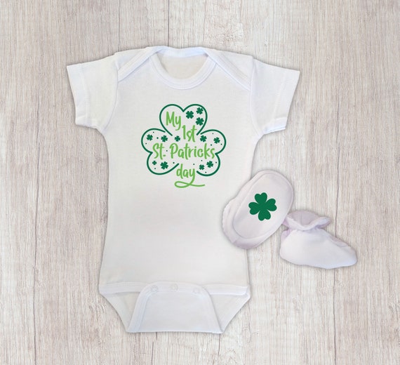 1st St Patrick's Day Infant Bodysuit, Irish Top, Infant St Patrick's Day Tee, Newborn St Paddy's Day Irish Outfit, Shamrock Newborn Booties