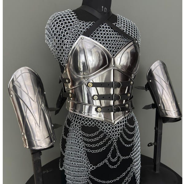 Medieval Knight Female Armor Set – Ideal for LARP, Cosplay, and Renaissance Reenactment.