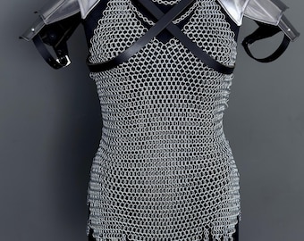 Female Knight Steel Armor: Gorget, Pouldron, Chainmail - LARP Cosplay