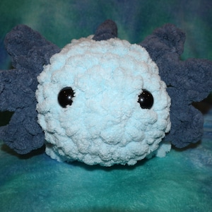 Großes Axolotl Häkelplüsch