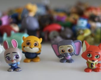 Disney Doorables Zootopia Keychains, Disney keychain, Doorable keychain, Judy Hops keychain, Nick Wilde keychain, Figure keychain