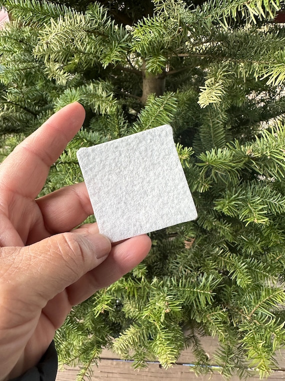 16 Pellon 926 Extra Firm Stabilizer Squares 2"x2"