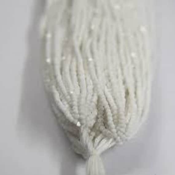 03050 Czech 11/0 Charlotte Cut Seed Beads – Chalk White Opaque, 35g Hank