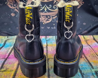 Gothic Dm boot charms , Barbed Wire Heart dr marten Boot Charms - Doc Martens Accessory (Pair) whimsigoth alt gift , love heart shoe clips