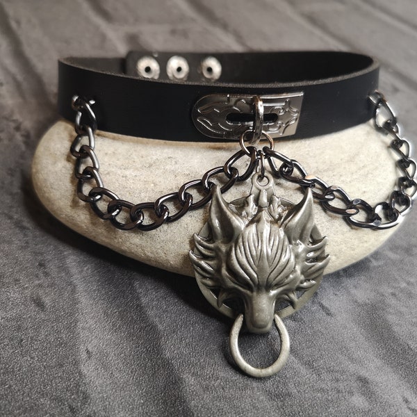 Wolf head slave collar/chain choker