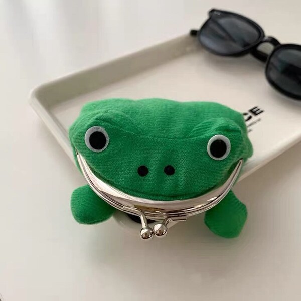 PLUSHIE FROG Coin Bag/ Coin Pouch/ Coin Case/ Coin Wallet/ Frog Coin Case/ Stuffed Animal Coin Pouch