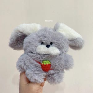 Custodia CONIGLIETTO GRIGIO FRAGOLA per AirPods Gen 1 / 2 / 3 / 4/ Pro / Pro 2