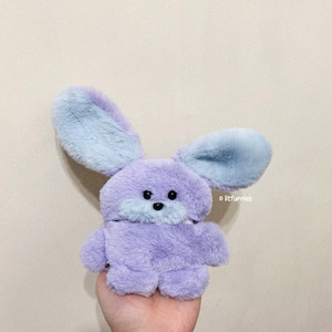 Custodia DREAMT BLUEBERRY BUNNY per AirPods Gen 1 / 2 / 3 / 4/ Pro / Pro 2