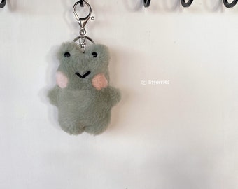 PLUSH Frosch Schlüsselanhänger - Kawaii Handmade Taschenanhänger, Fuzzy Accessoires