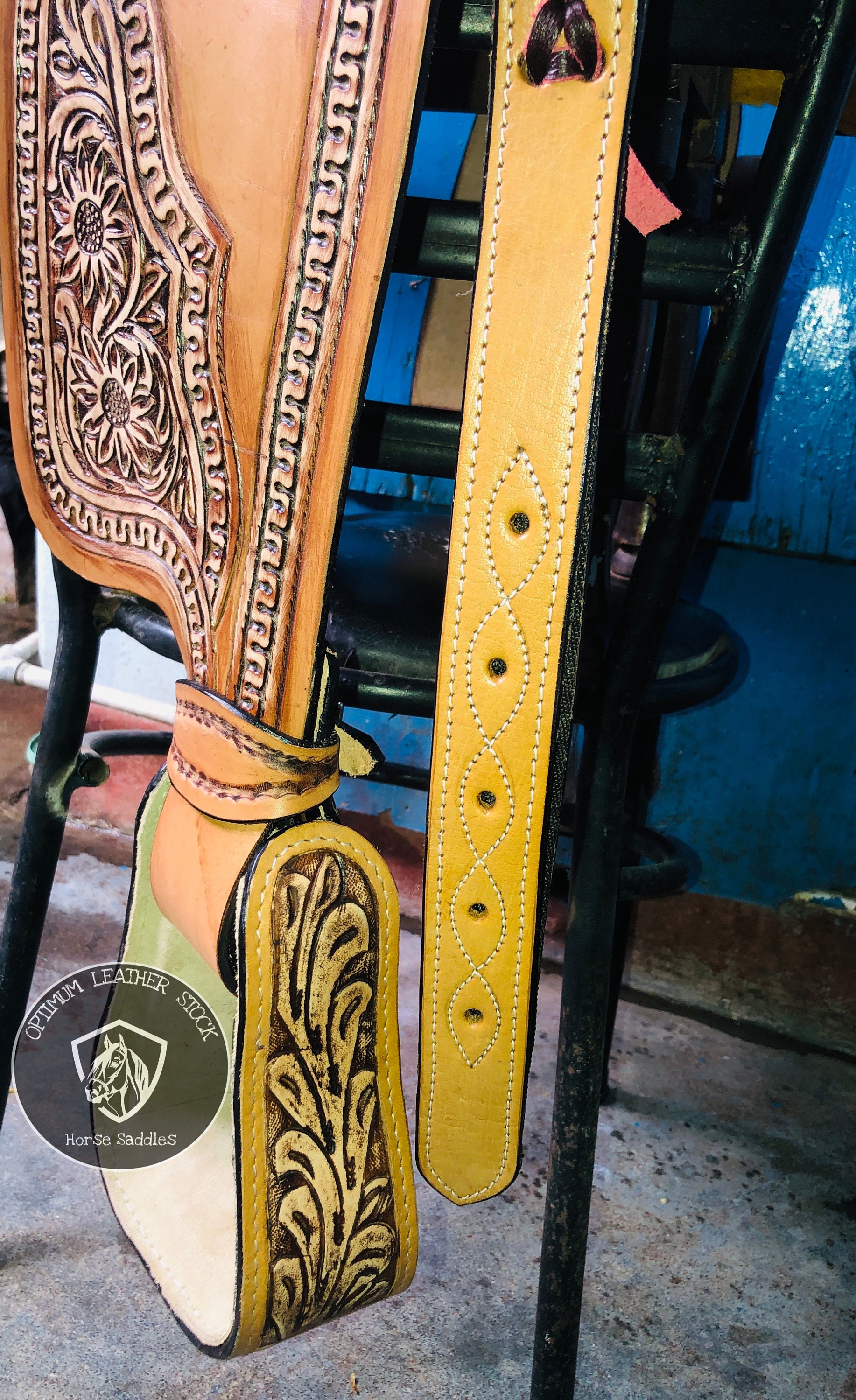 Selle Western Cuir Pour Cheval De Trait – Modèle Ranch Sculpté, Avec Têtière Et Poitrail (livraison Offerte)