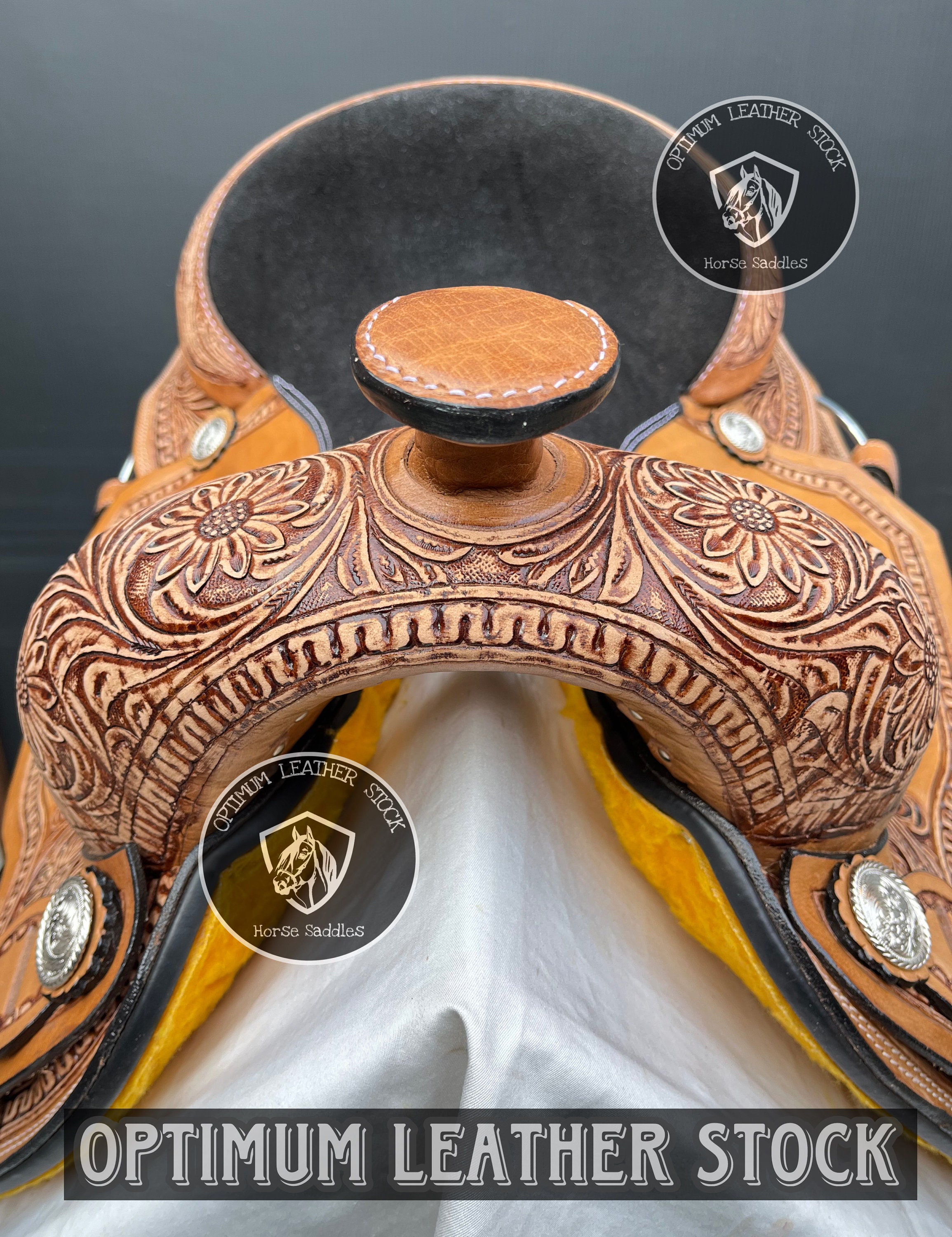 Set De Coiffe Western Sculptée Main - Collier Poitrine Et Rênes (taille Full/cob)