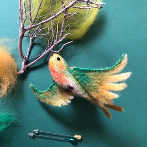 Bird Felt Brooch, Wool Brooch, Birthday Gift, Gift, Valentine&#39;s Day Gift