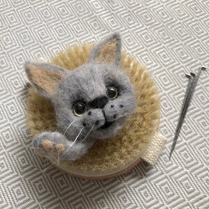 Cat Wool Felt Brooch, Birthday Gift, Gift for Her, Christmas Gift, Personalized Gift