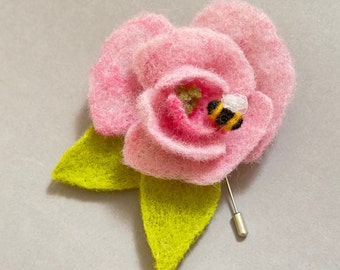 Flower and Bee Wool Felt Brooch, Birthday Gift, Gift For Her
