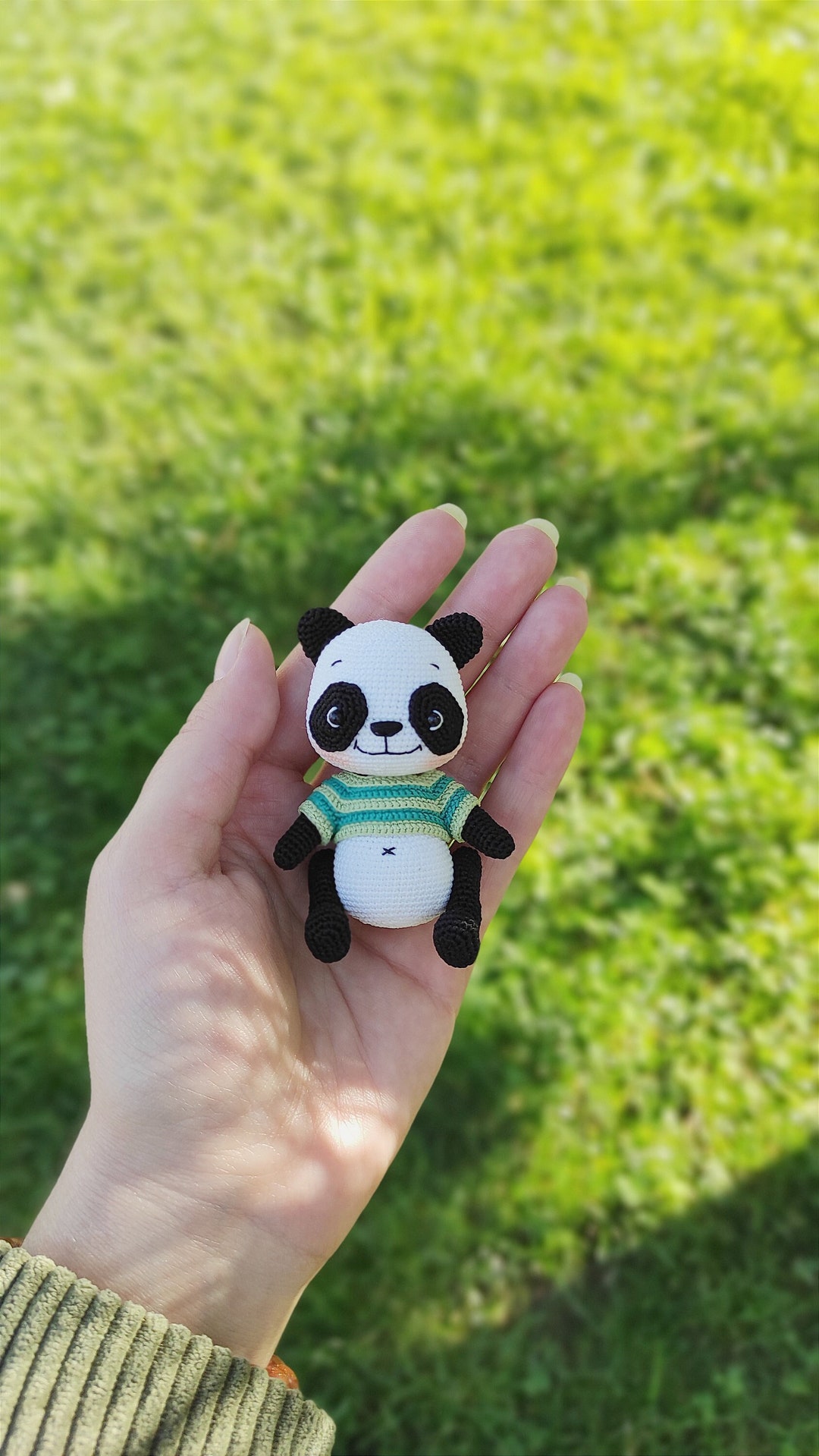 Mini Pand Miniature Amigurumi Panda // Knitting, Crochet, Amigurumi Panda ...