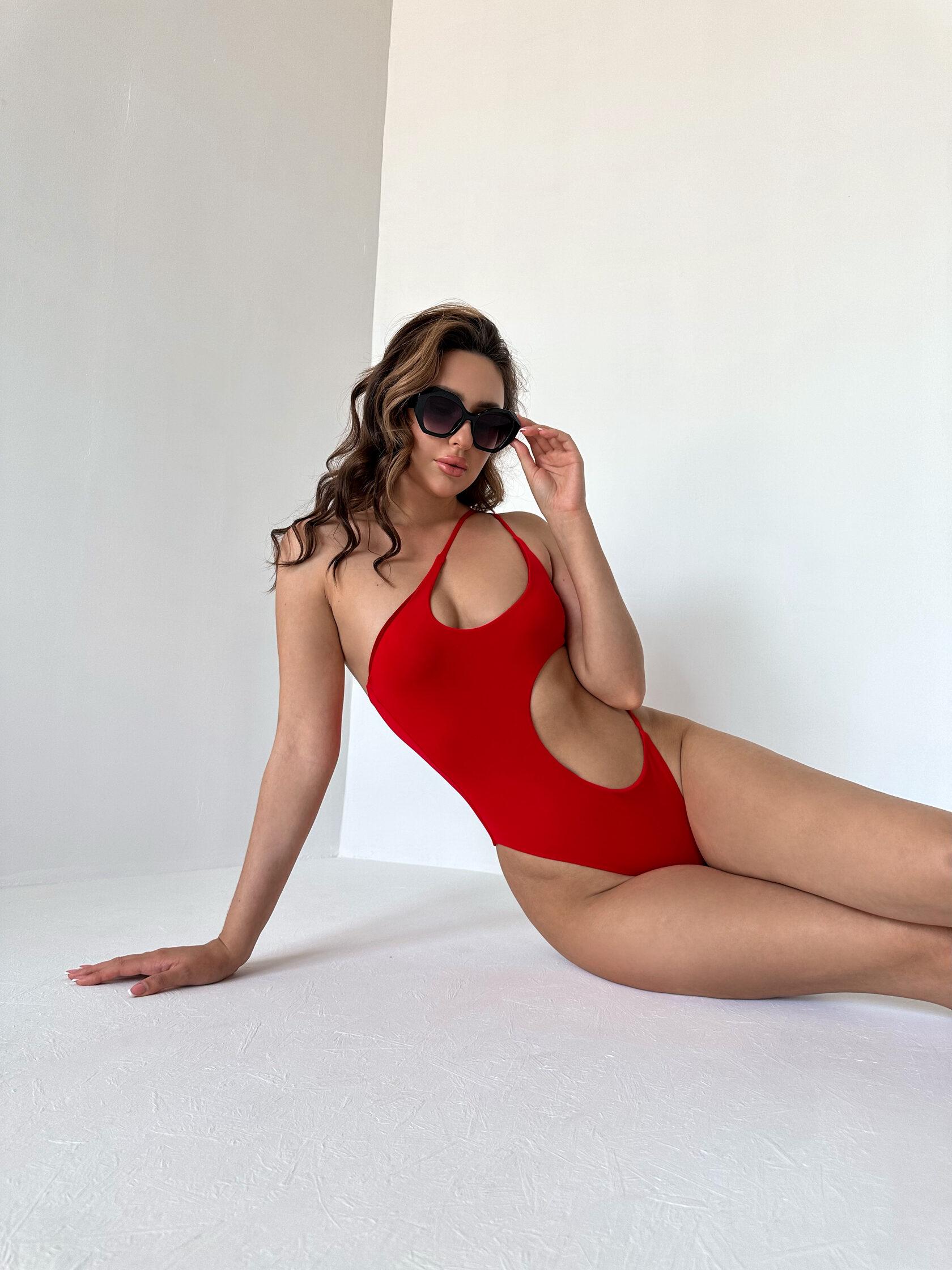 【美品】REALISE リアライズ 競泳水着 レトロサーフビキニ GOLD 美品REALISE レディース 競泳水着 レトロサーフビキニ GOLD リアライズ