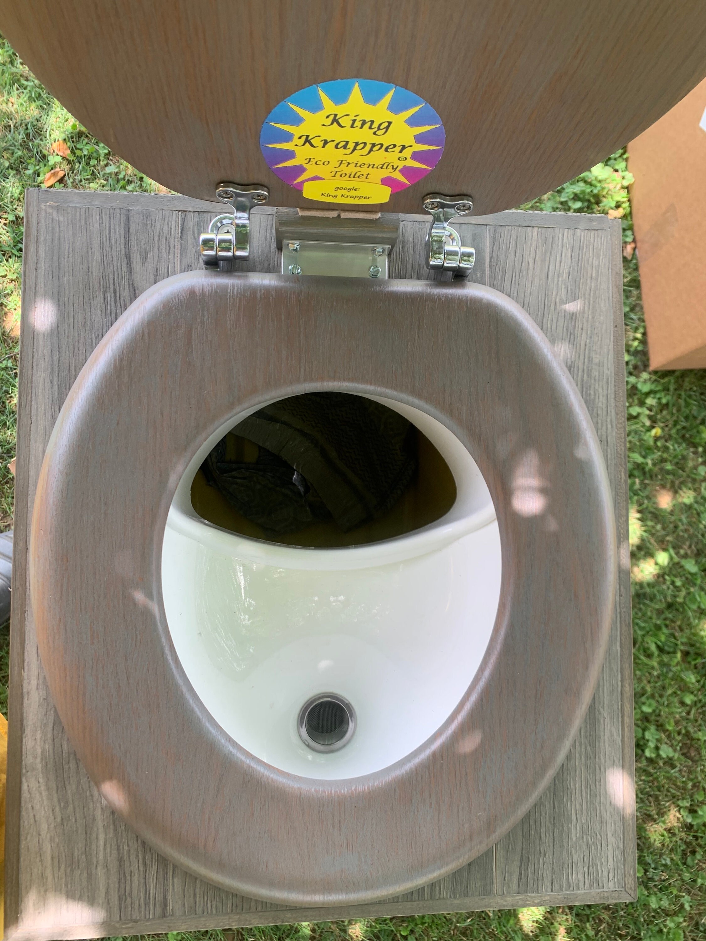 King Krapper Eco Friendly Urine Diverting Composting Toilet in