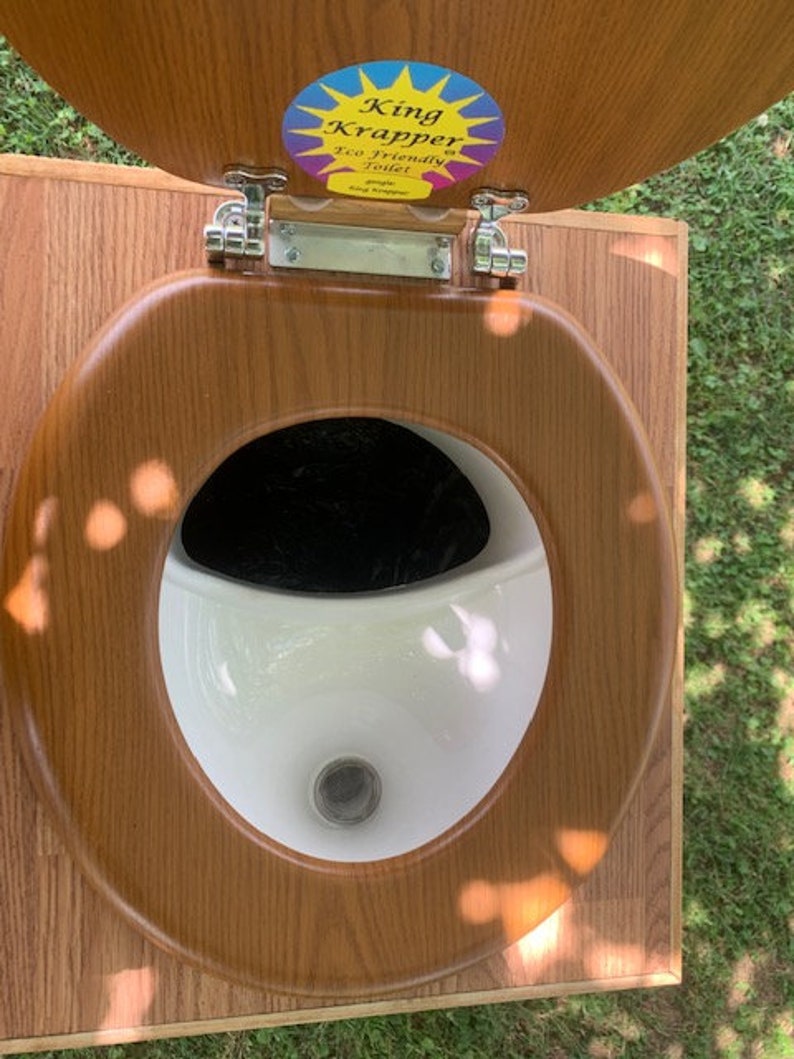 King Krapper Eco Friendly Urine Diverting Composting Toilet in Honey