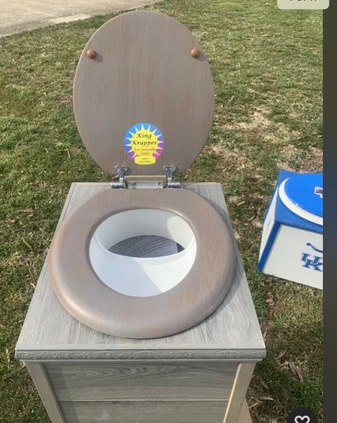 King Krapper Eco Friendly Urine Diverting Composting Toilet in