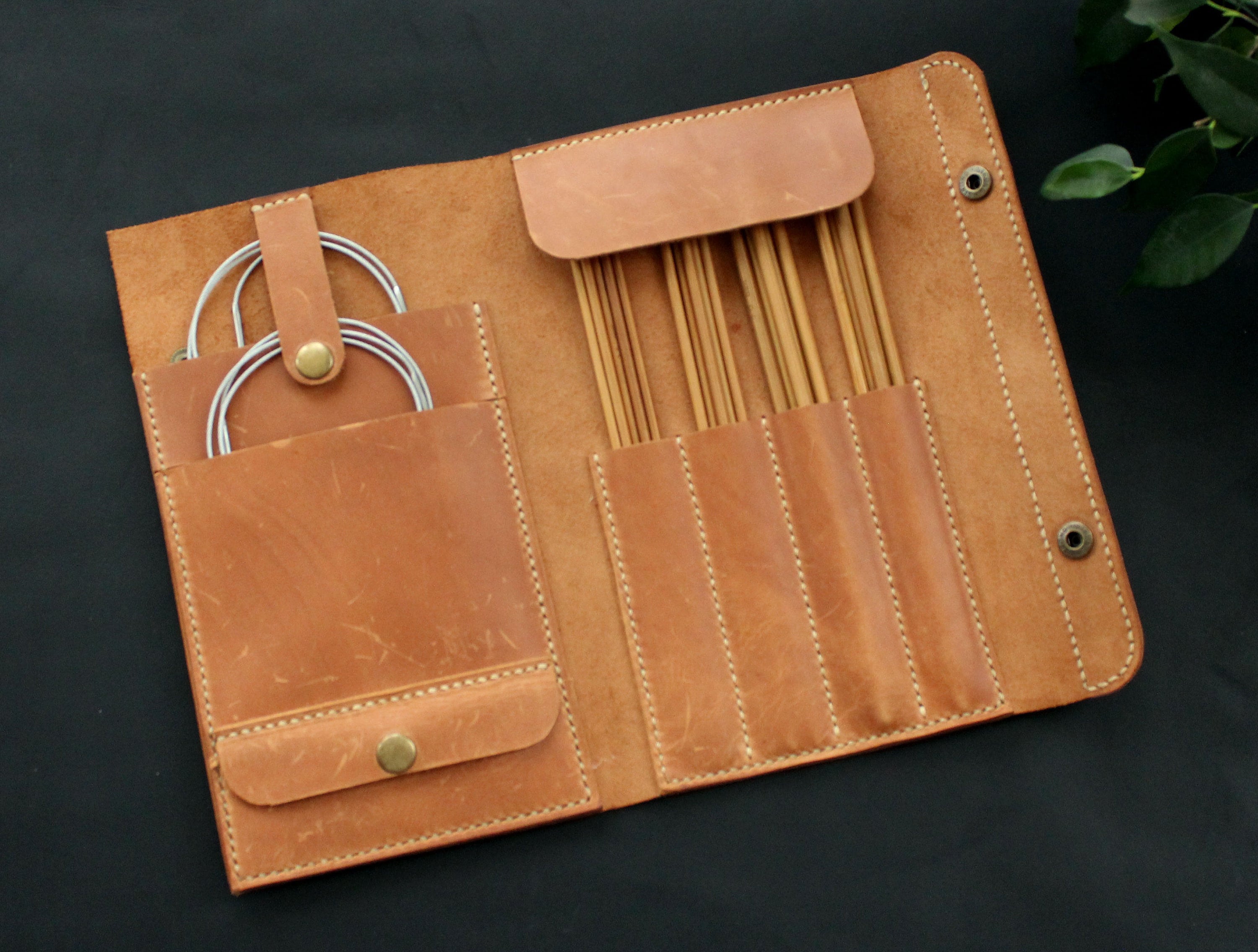 Leather knitting needle holder case, sapphire