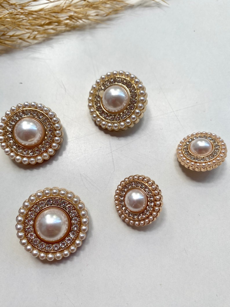 Buttons, white and gold, approx. 18 mm, 25 mm, for coats, jackets, dresses image 3