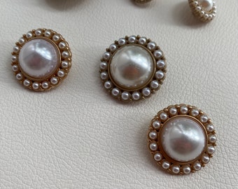 Knöpfe,Weiß und Gold mit Perlen, ca 18mm,  22mm und 25mm, für Mantel, Jacke, Kleider