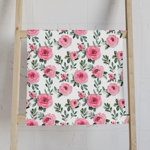 Pink Rose Hand Towel, Floral Decor, Watercolor Roses, Gift for Her, Elegant Tea Towel, Bathroom Decor