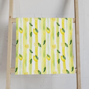 Lemon Hand Towel, Watercolor Kitchen Decor, Citrus Bathroom Towel, Summer Gift for Her, Lemon Lover Gift, Yellow Home Decor, Unique Hand