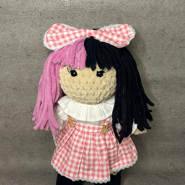 Crochet Melanie Martinez plushie