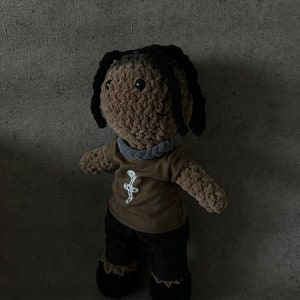 Peluche Travis S au crochet image 1