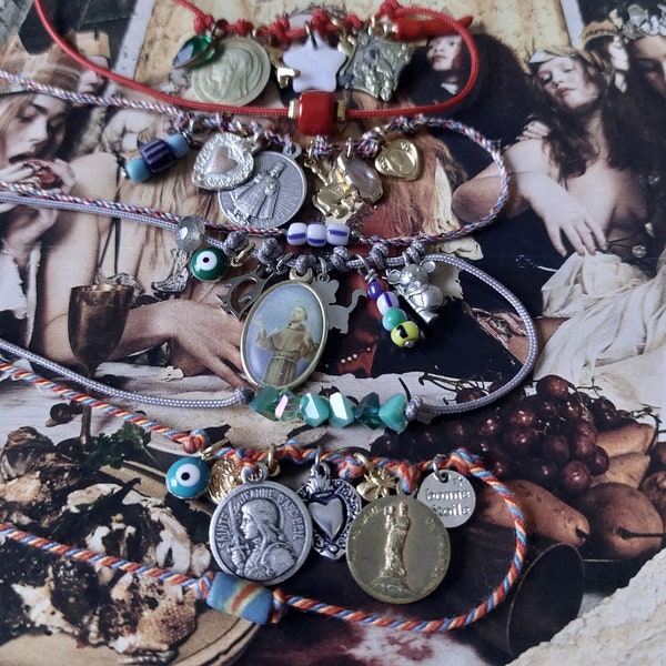 AMEN. amulet|bijoux|bracelet|fil rouge|gris-gris|necklace|porte-bonheur|talisman|vintage components|