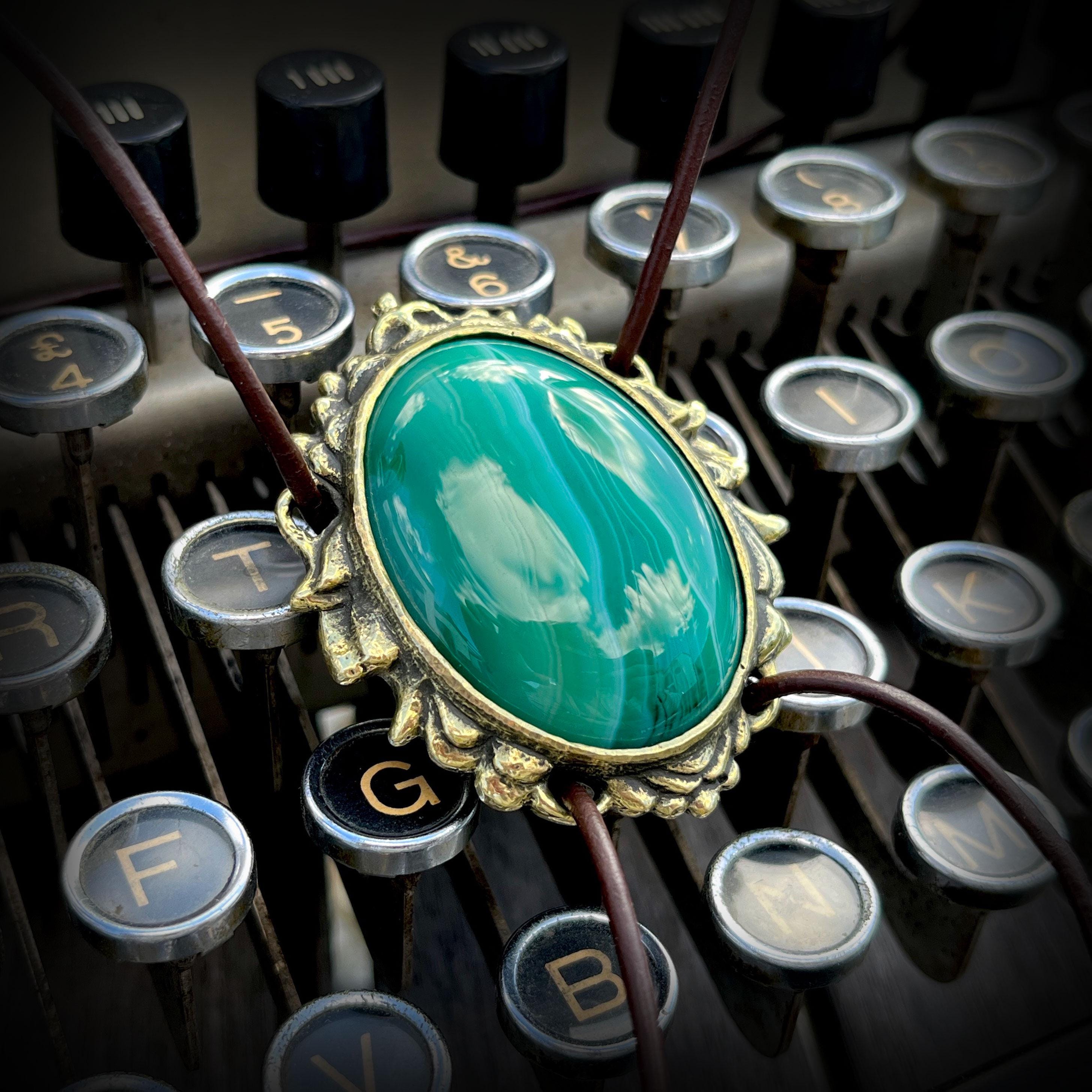 Violet Evergarden's Amulet - Handcrafted in Brass with a Tree Agate stone - Anime/Cosplay Jewelry