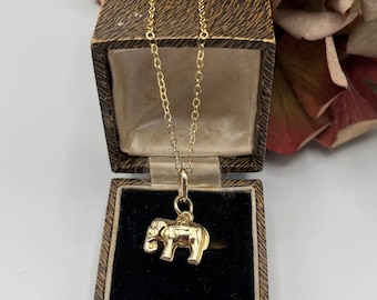 Vintage 9ct Gold Charm/Pendant -  ELEPHANT -  Jewelry with Attachment Link Jump Ring Included - Vintage Gift - Elephant Pendant *Ref 1C