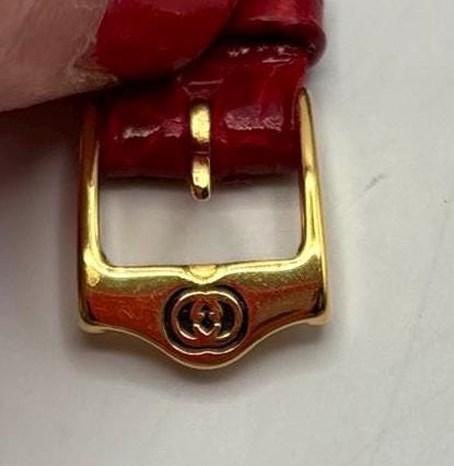 Rare Authentic Vintage 90s Gucci Gold-plated Quartz Watch With Red