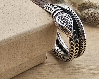 Original & Collectable Gucci Icon Ring, Sterling Silver Snake Ring