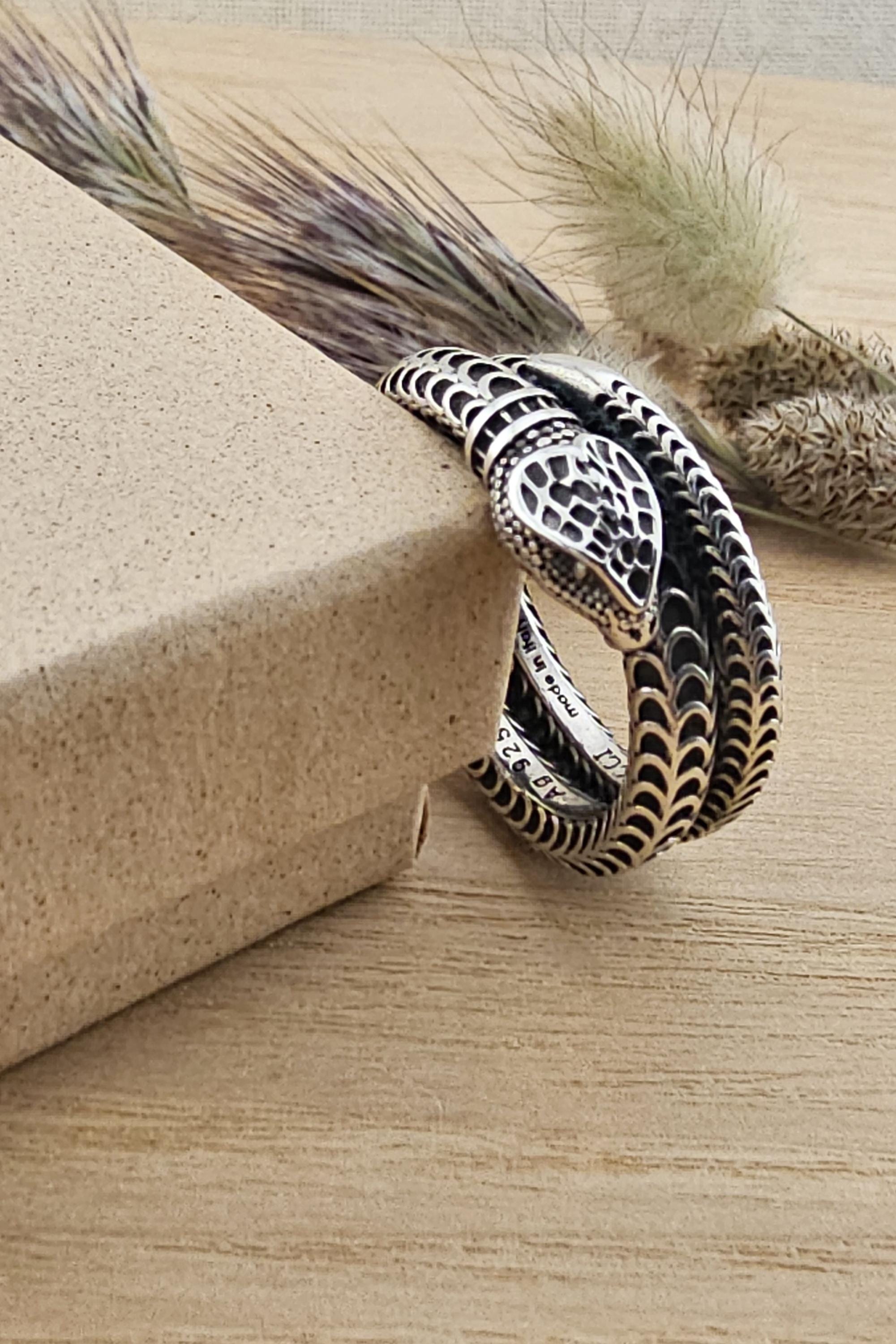 アクセサリー GUCCI Snake Twist Silver Ring Original & Collectable Gucci Icon Ring, Sterling Silver Snake Ring