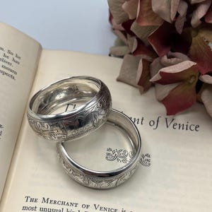 Antique Edwardian PAIR Hallmarked Sterling Silver Napkin Ring Foliate Engraved - Assayed Birmingham  England 1901 - Silver Sterling *Ref 8