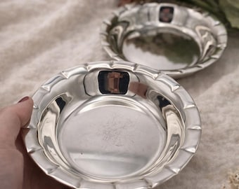 Vintage Silver Plated Serving Dishes: Fluted Edge Tablescaping, Set of 2