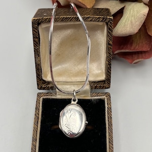 Vintage Sterling Silver Locket Necklace: Etched Floral Oval Keepsake