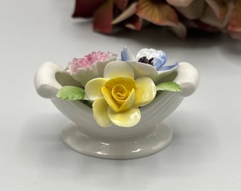Royal Doulton Vintage Porcelana Flor Ramo hecho en Inglaterra - Cesta de flores de porcelana de hueso fino