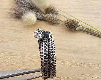Original & Collectable Gucci Icon Ring, Sterling Silver Snake Ring