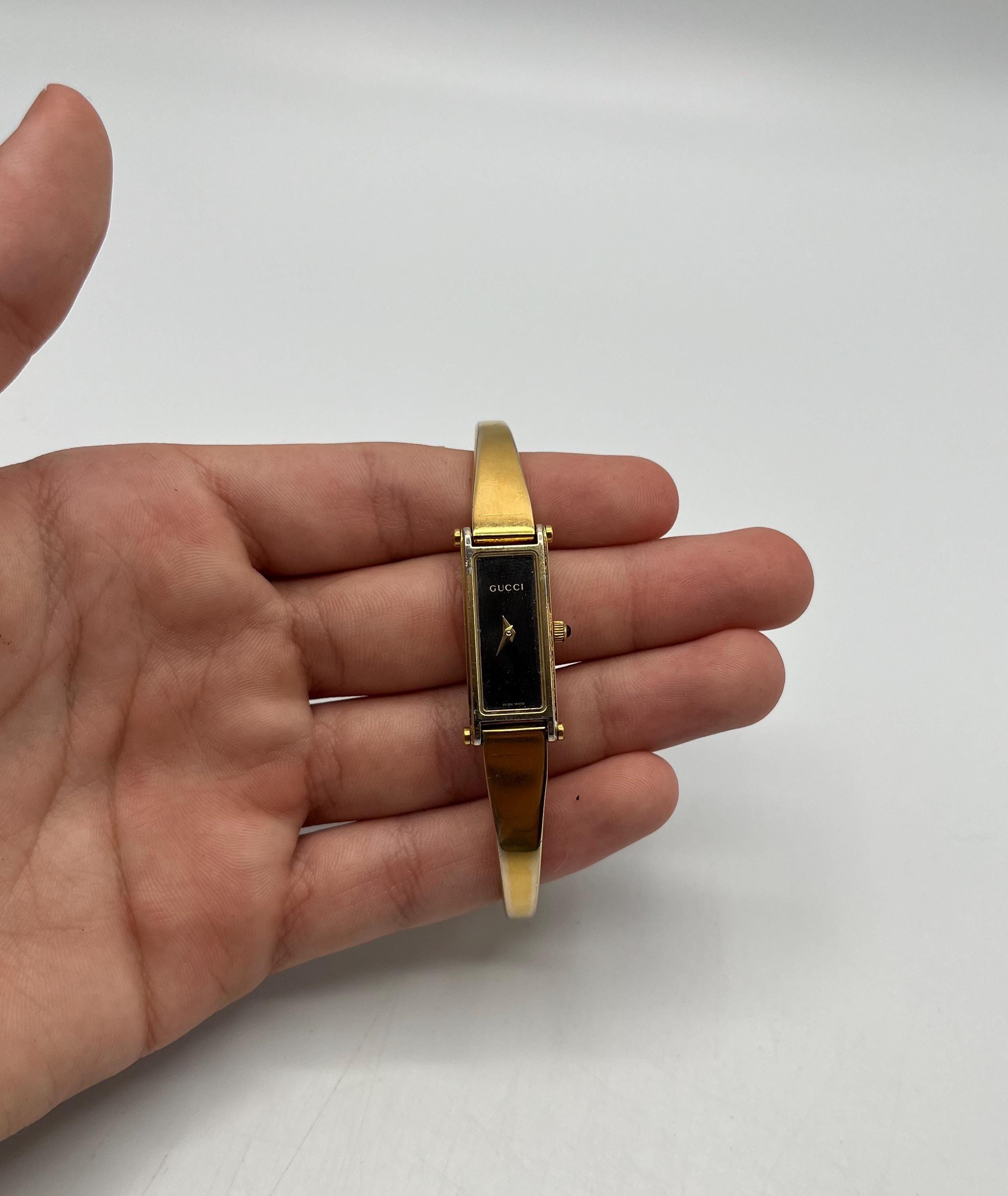 Stunning Women's Vintage GUCCI 1500L Bangle Watch – Original